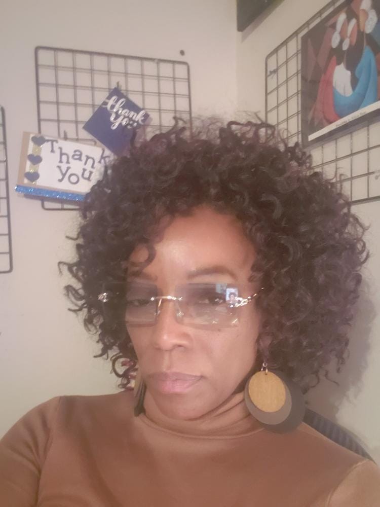 Customer photo review of Outre Premium Purple Pack 100% Human Hair Premium Blend Salon Set Curls ROD SET 3PCS
