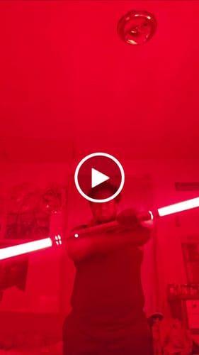 Customer video review of DM I hero double-bladed saber