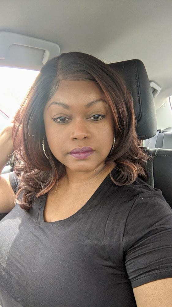 Customer photo review of Outre Synthetic Melted Hairline Deluxe Wide HD Lace Front Wig - ARLISSA