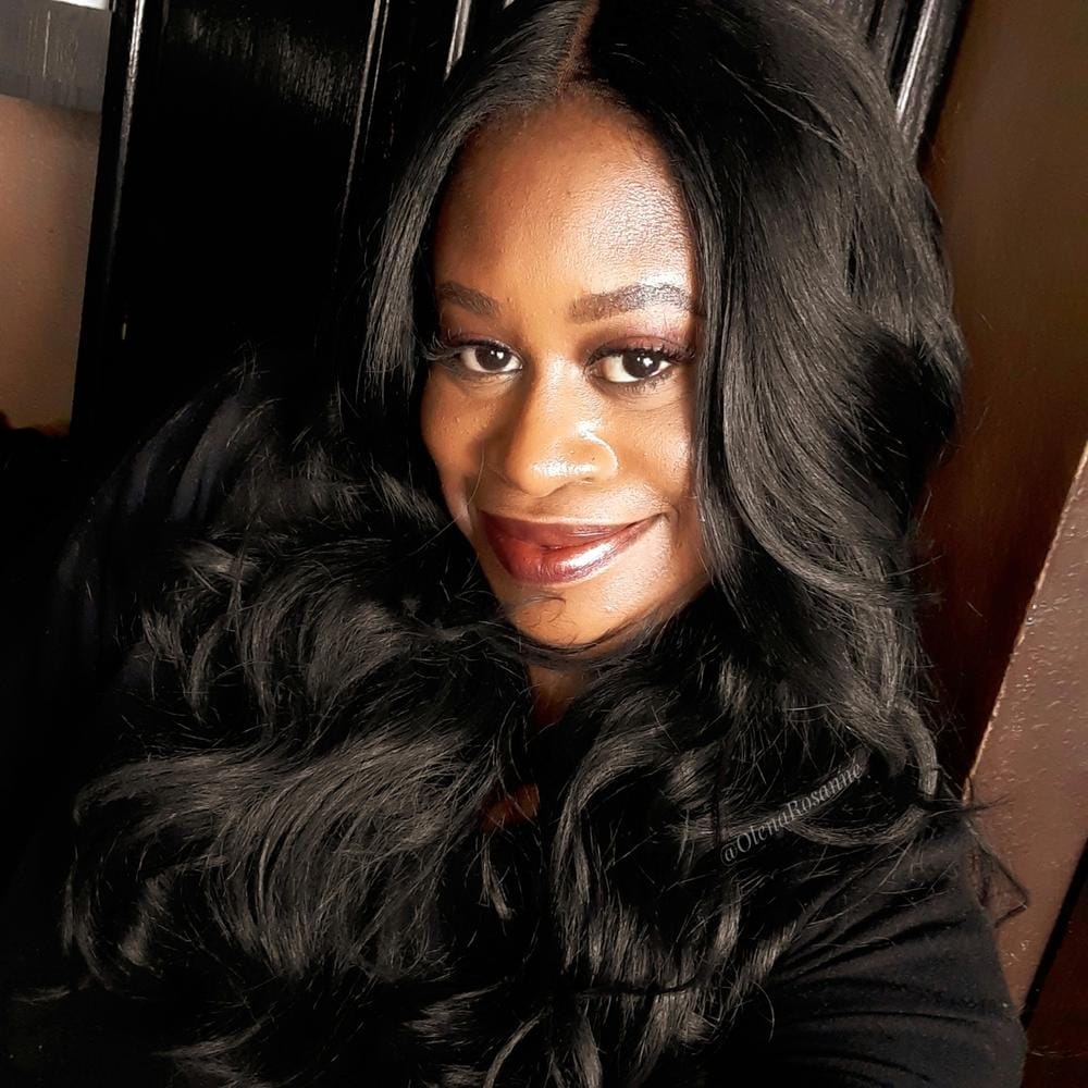 Customer photo review of Freetress Equal Synthetic LEVEL UP HD Lace Front Wig - KAMALA