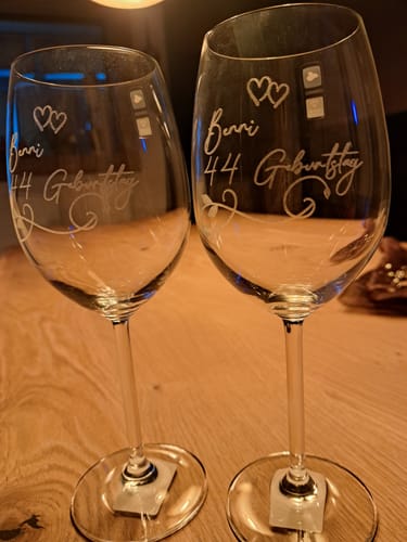 Kundenbewertung mit Foto zu Set of 2 wine glasses with engraving - Black Pearl - Personalized with name - Gifts for birthdays, Valentine's Day, anniversaries & weddings - Color: Daily, Personalization: Benni
44.Geburtstag