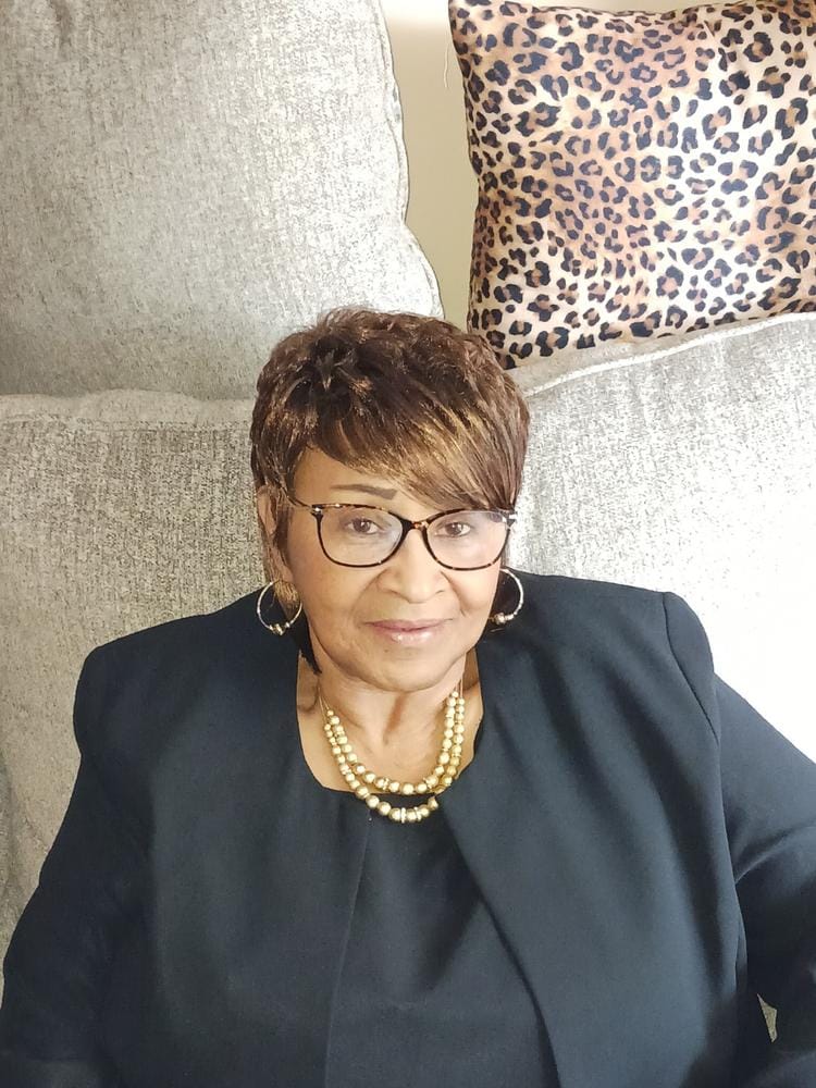 Customer photo review of Vanessa Synthetic Hair Full Wig - MASTA