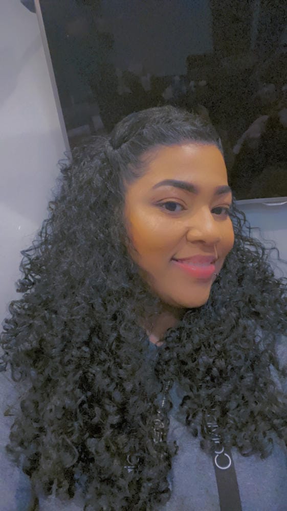 Customer photo review of Outre Quick Weave Half Wig PENNY 26 Inch
