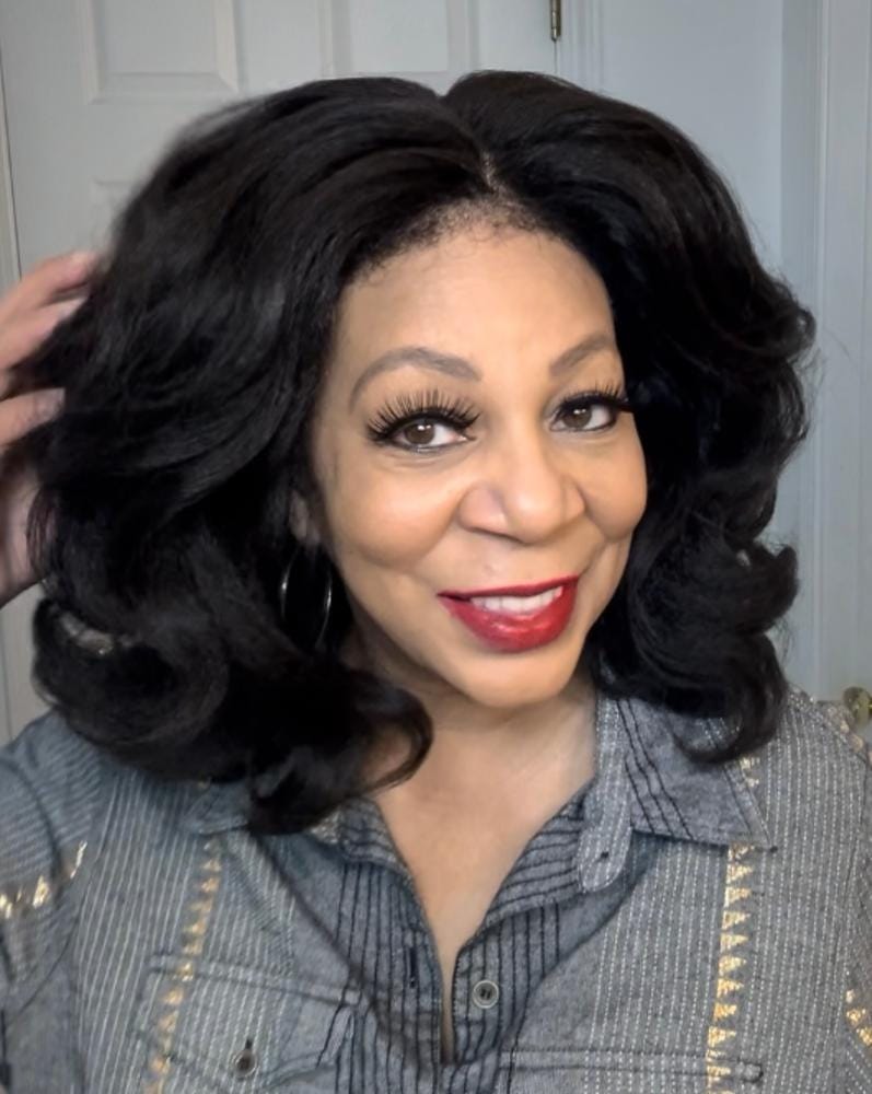Customer photo review of Sensationnel Curs Kinks & Co Glueless Synthetic Kinky Edges 13x6 HD Lace Front Wig - 13x6 KINKY BODY WAVE 14"