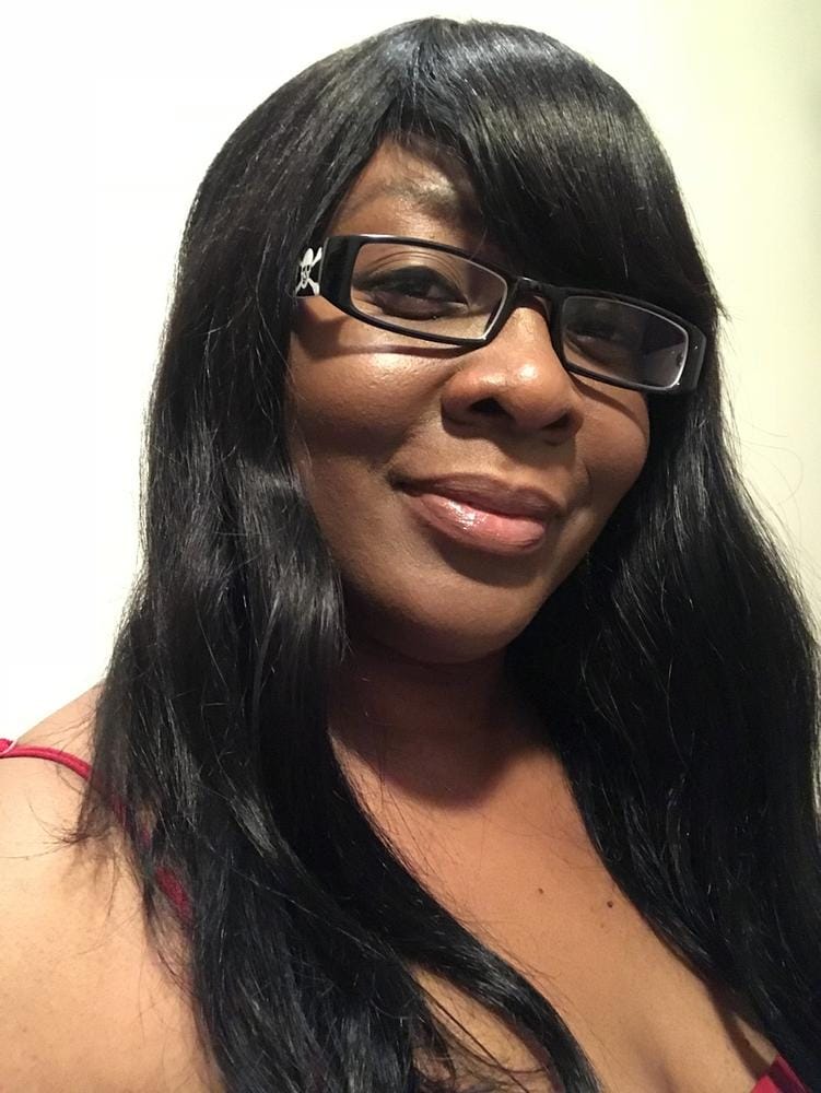 Customer photo review of Shake-N-Go Naked Brazilian Natural Unprocessed Human Hair Wig S-WAVE (M)