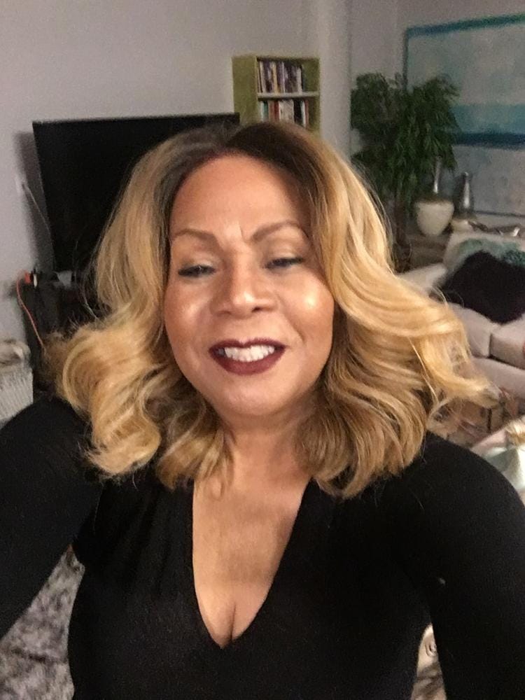 Customer photo review of Bobbi Boss Wig M623 Fago