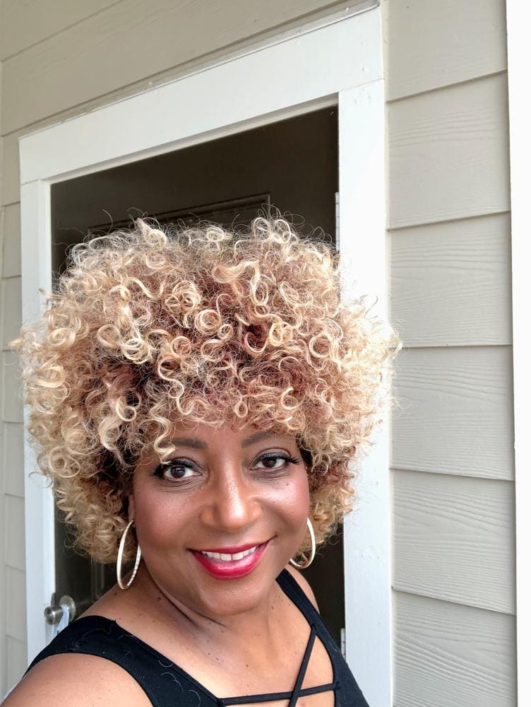 Customer photo review of Bobbi Boss Premium Synthetic Wig M707 BUTTER CUP