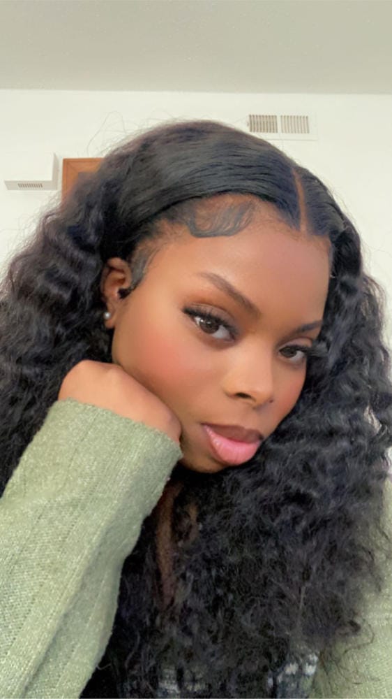 Customer photo review of Shake N Go Naked Nature Brazilian Human Hair Lace Frontal Wig BOHEMIAN CURL