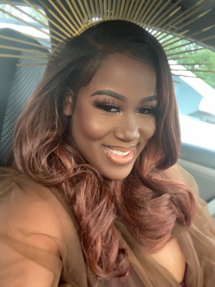 Customer photo review of Sensationnel Synthetic Cloud9 What Lace Wig - ZELENA