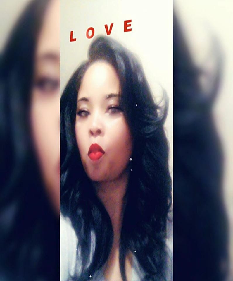 Customer photo review of Outre Perfect Hairline Synthetic HD Lace Wig - JULIANNE