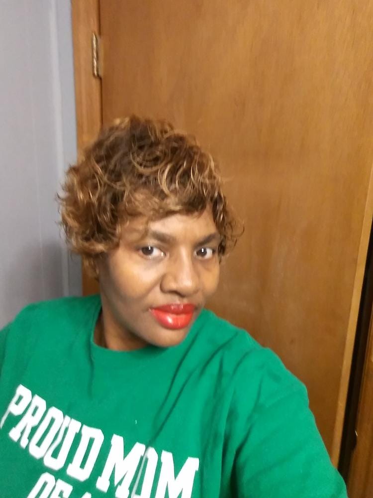 Customer photo review of Freetress Crochet Braid - BEACH CURL 12"-18"