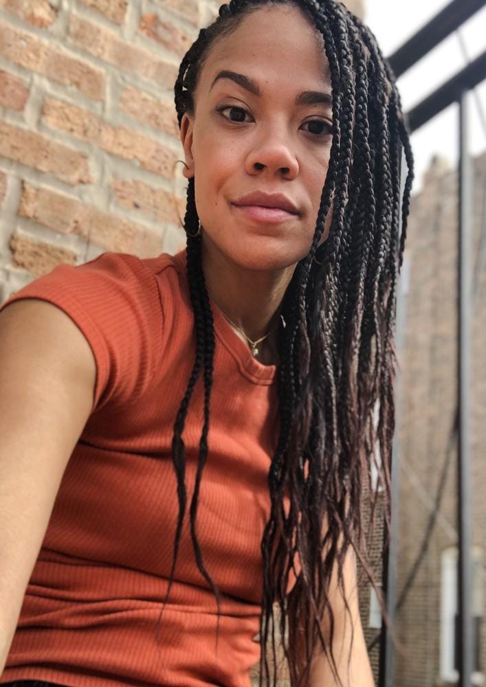 Customer photo review of Outre Xpression Synthetic 3X ULTRA BRAID - 52"