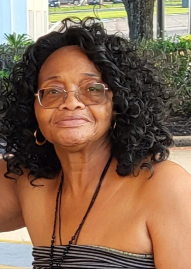 Customer photo review of Vanessa Express Synthetic Lace Front Wig TOP GENA