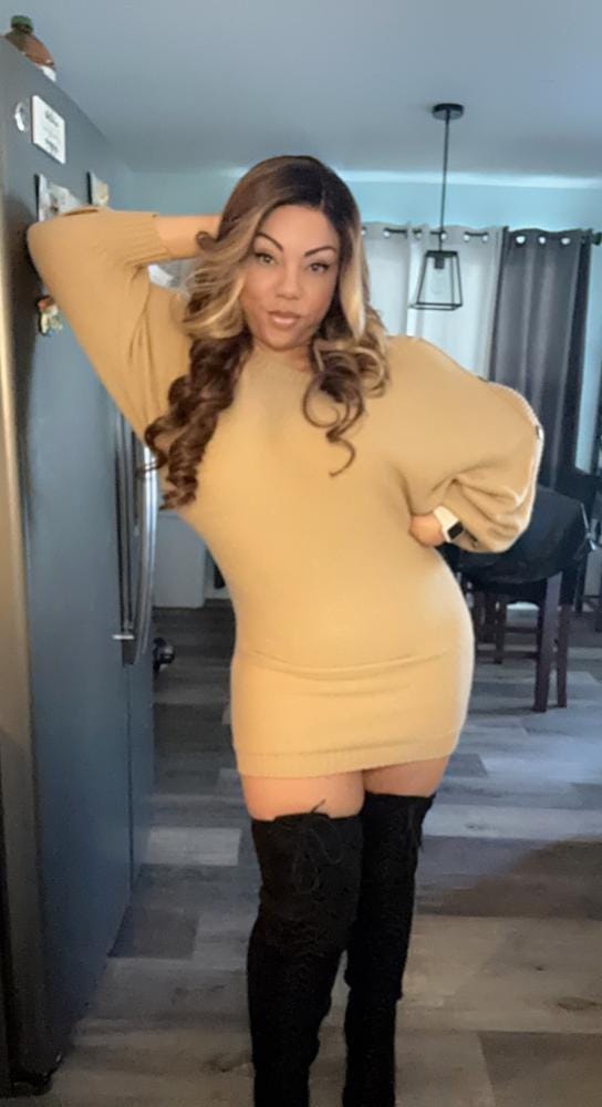 Customer photo review of Sensationnel Butta Lace Synthetic Hair HD Lace Wig - BUTTA UNIT 20