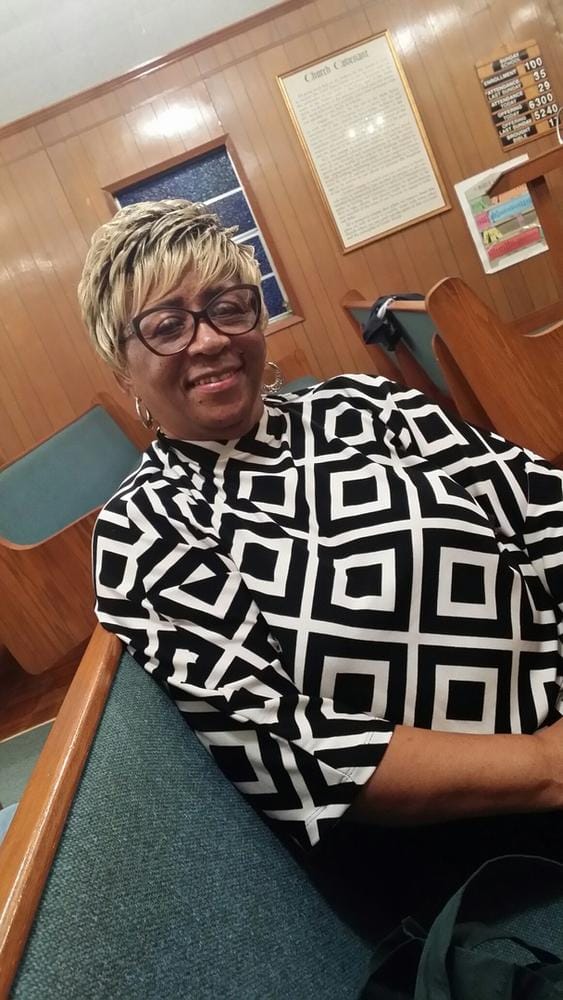 Customer photo review of Vanessa Fashion Wig CALI
