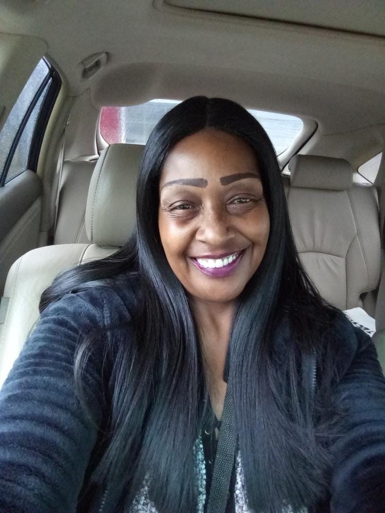 Customer photo review of Outre Synthetic Lace Part Daily Wig - THORA