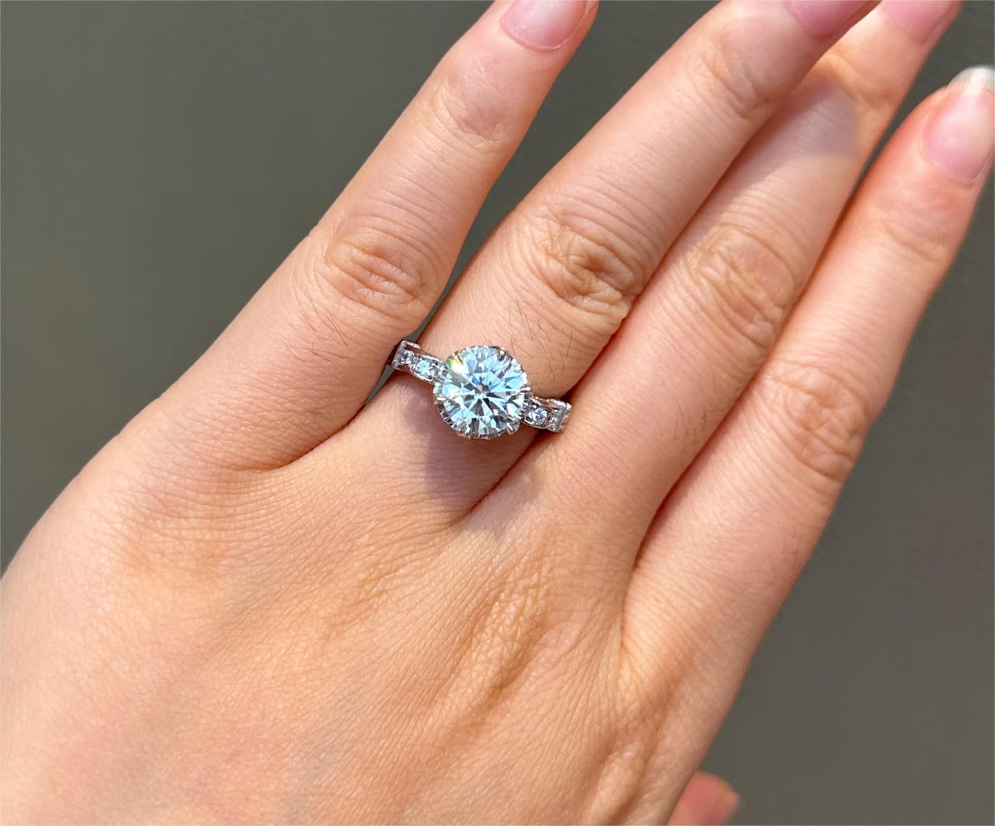 Customer photo review of S925 Moissanite 1.0~2.0 Carat Engagement Ring Promise Ring For Women