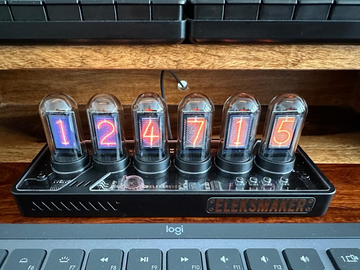 Customer photo review of EleksTube IPS Pro Limited Edition 6-Bit Digital Clock