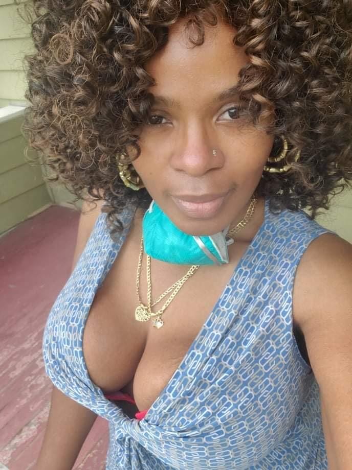 Customer photo review of Vanessa Wig MIKO