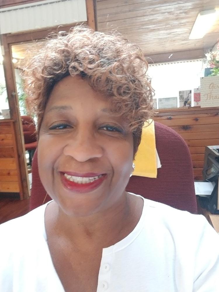 Customer photo review of Zury Sis Synthetic Hair Full Wig - JENNA