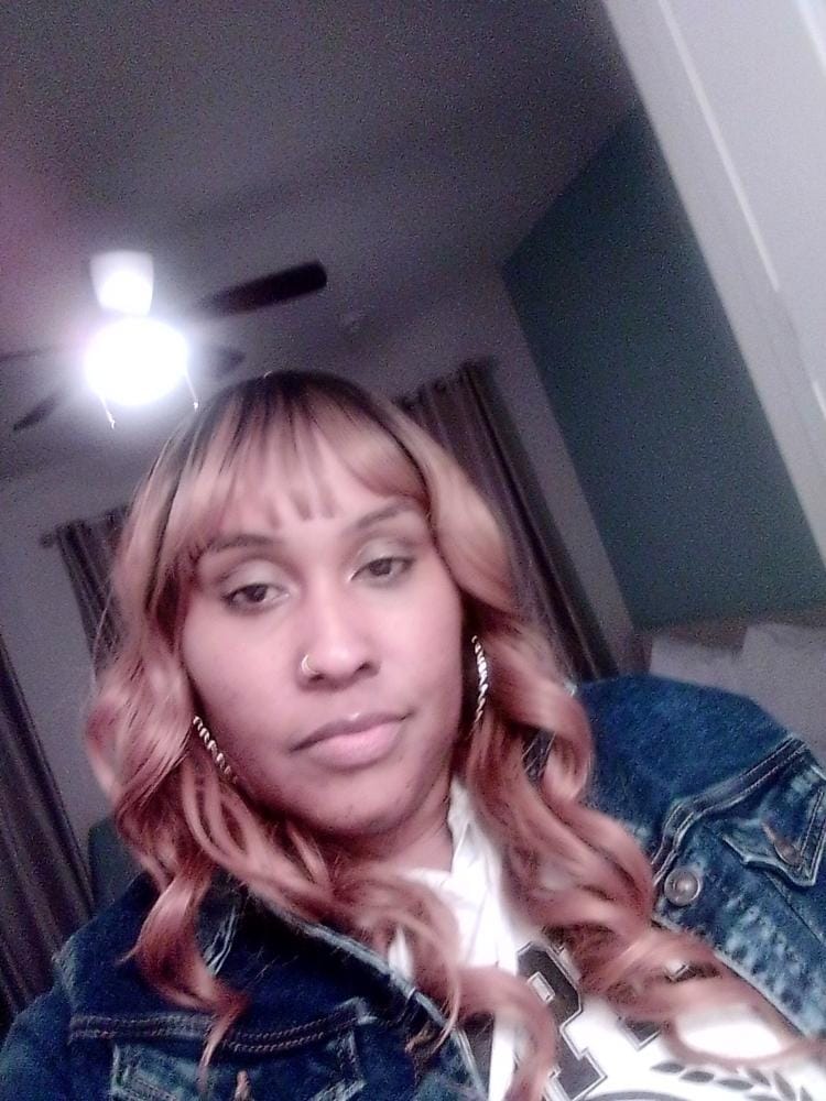 Customer photo review of Outre Synthetic Wigpop Full Wig - LAVERNE