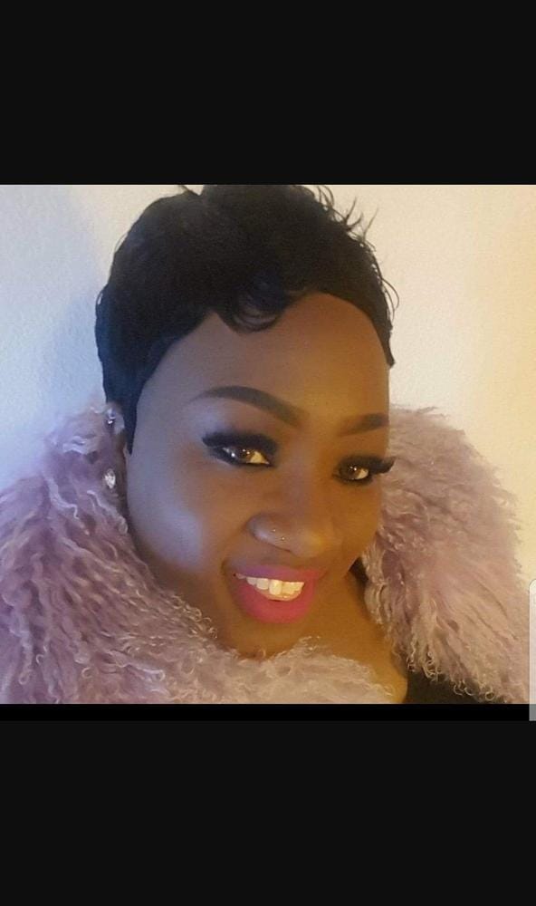 Customer photo review of Janet Collection Human Hair Wig MOMMY
