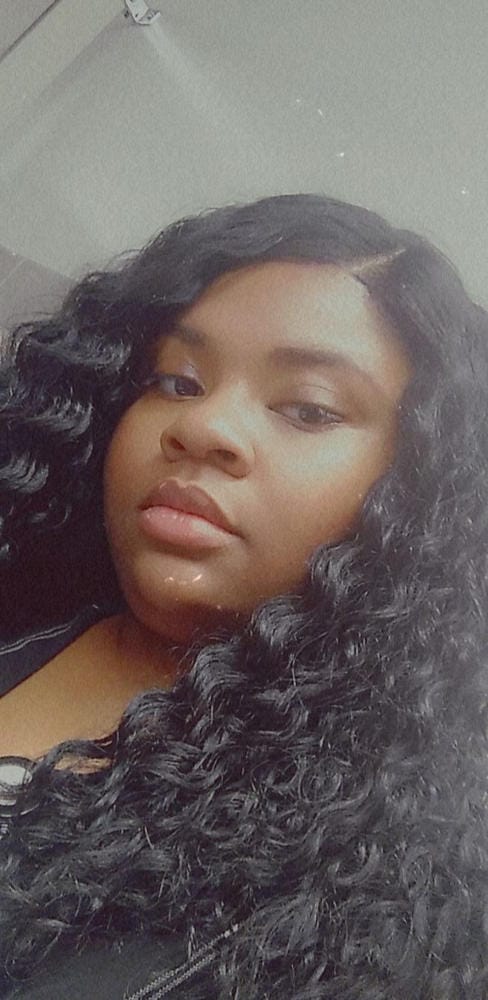 Customer photo review of Sensationnel Butta Lace Synthetic Hair HD Lace Wig - BUTTA UNIT 10
