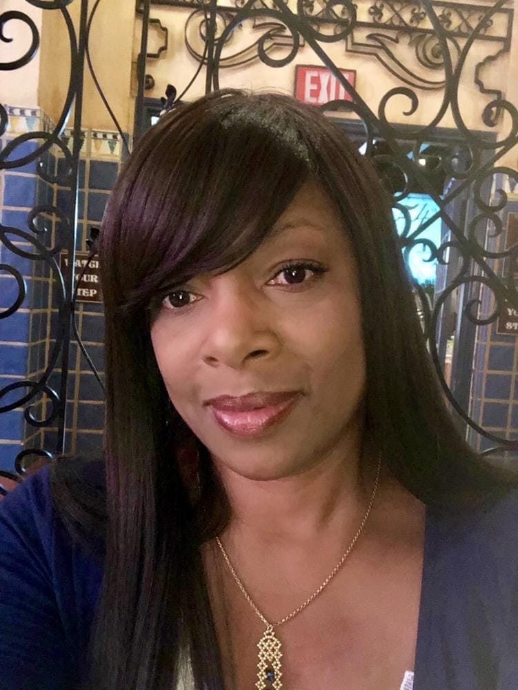 Customer photo review of Outre Quick Weave Half Wig KENYA