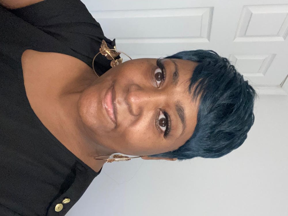 Customer photo review of Outre Wigpop Synthetic Full Wig - LACEY