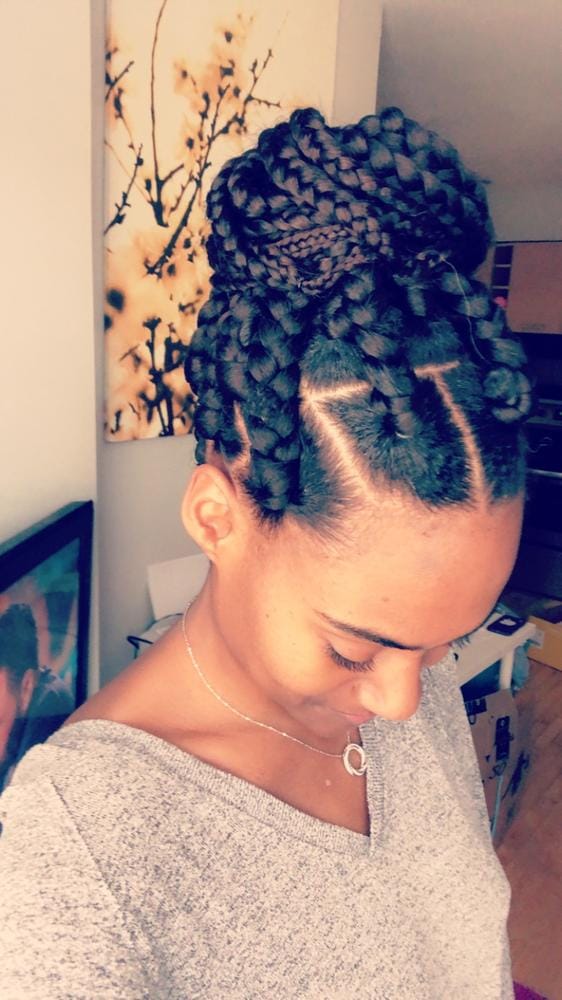 Customer photo review of Outre Synthetic Pre Stretched ULTRA BRAID - XPRESSION 3X 42"