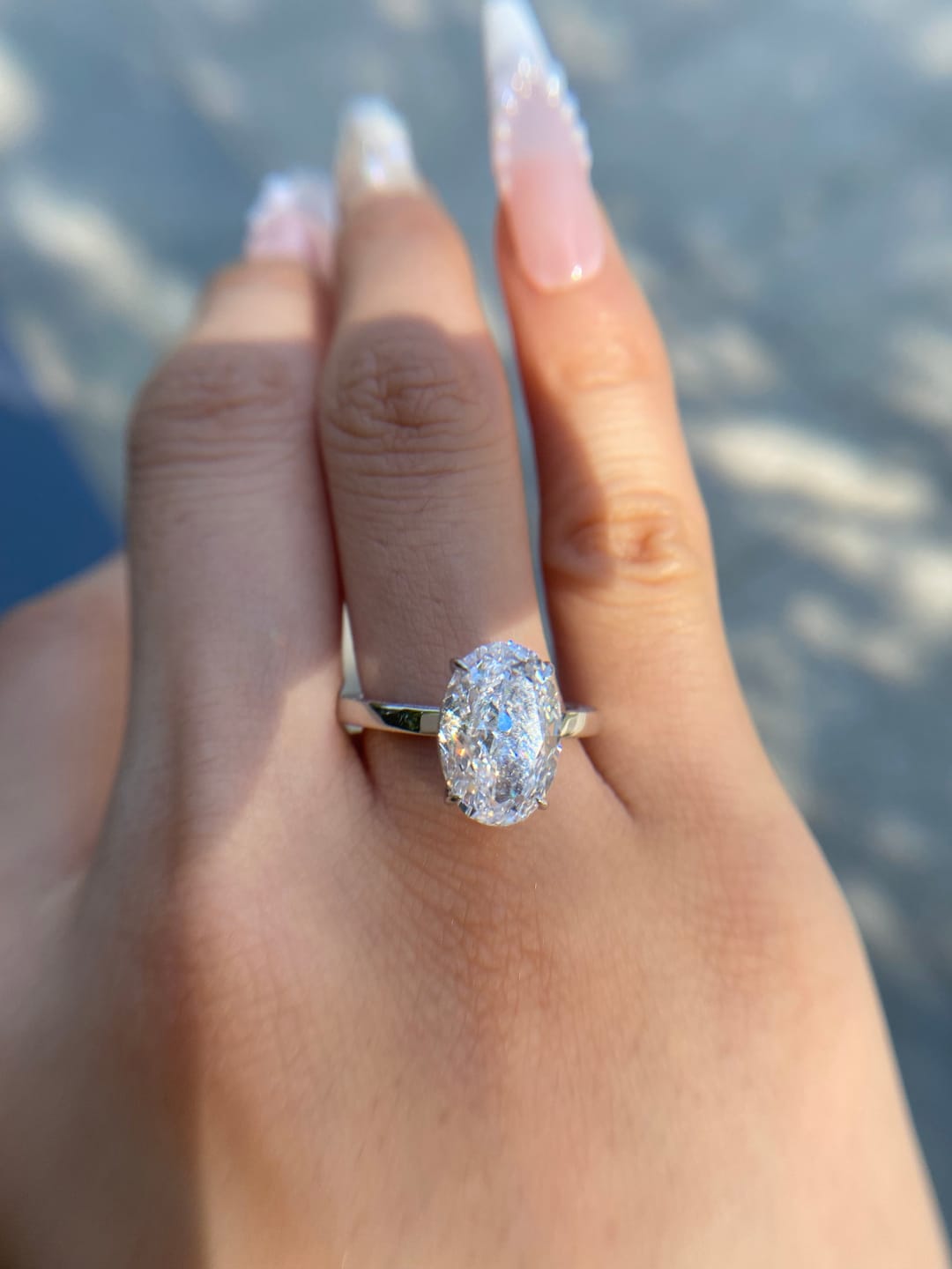 Customer photo review of Louily Luxury 4.0Ct Oval Cut Engagement Ring