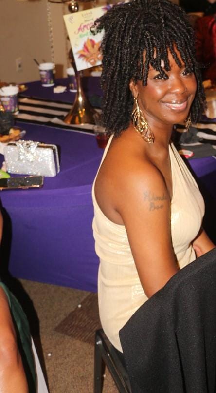 Customer photo review of Bobbi Boss Synthetic Lace part Wig - MLP22 FREEFORM LOCS