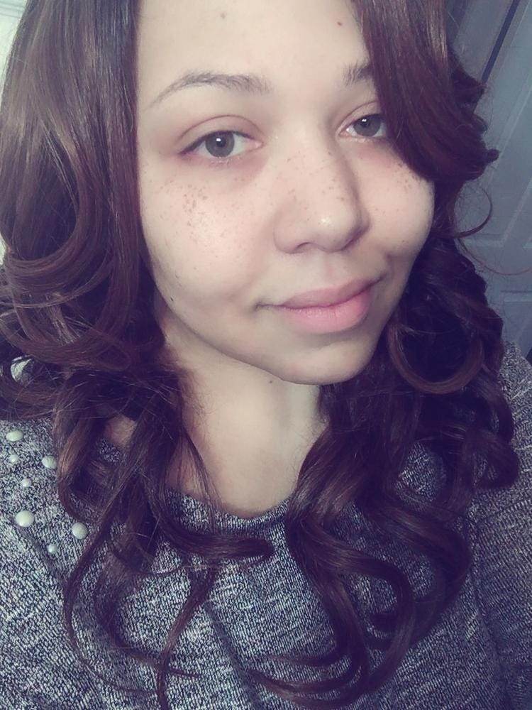 Customer photo review of Freetress Equal Brazilian Natural Synthetic Lace Front Invisible L Part Wig DANITY