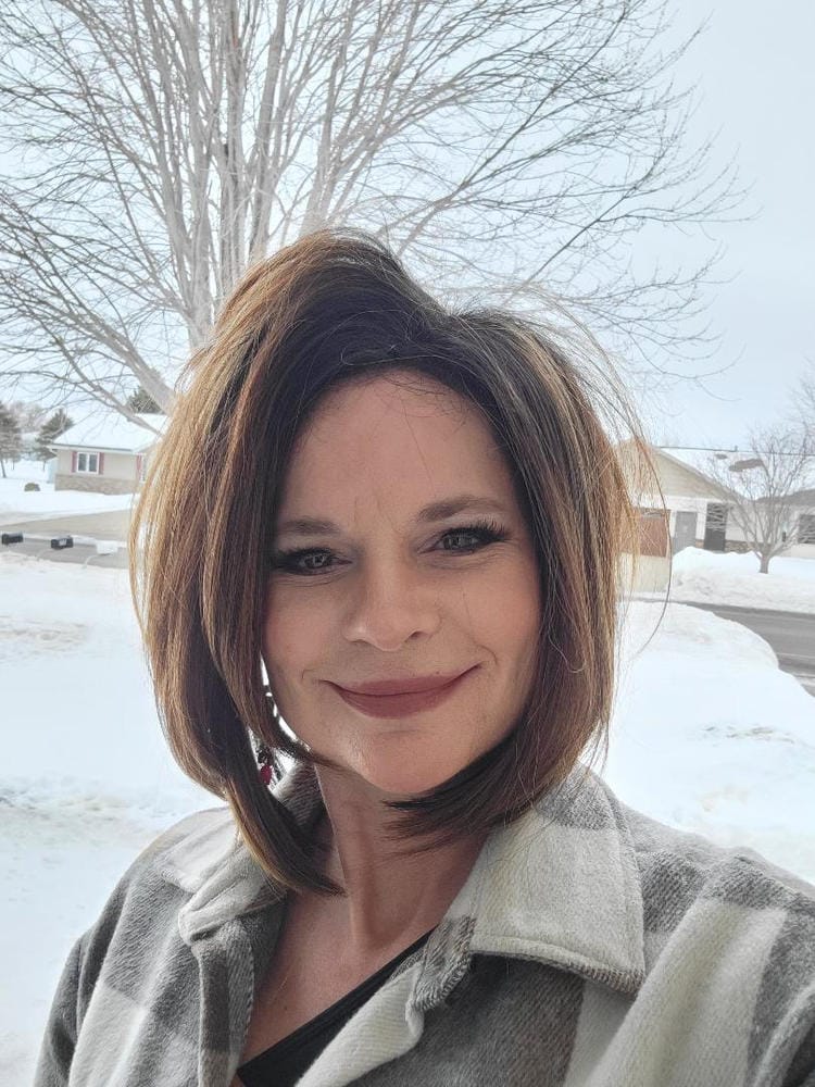 Customer photo review of Mayde Beauty Candy Synthetic 5" Deep Part HD Lace Front Wig - BIBI