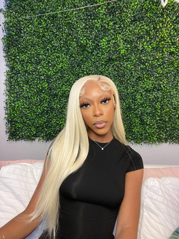 Customer photo review of Sensationnel Cloud9 What Lace Synthetic Swiss Lace Front Wig - JANELLE