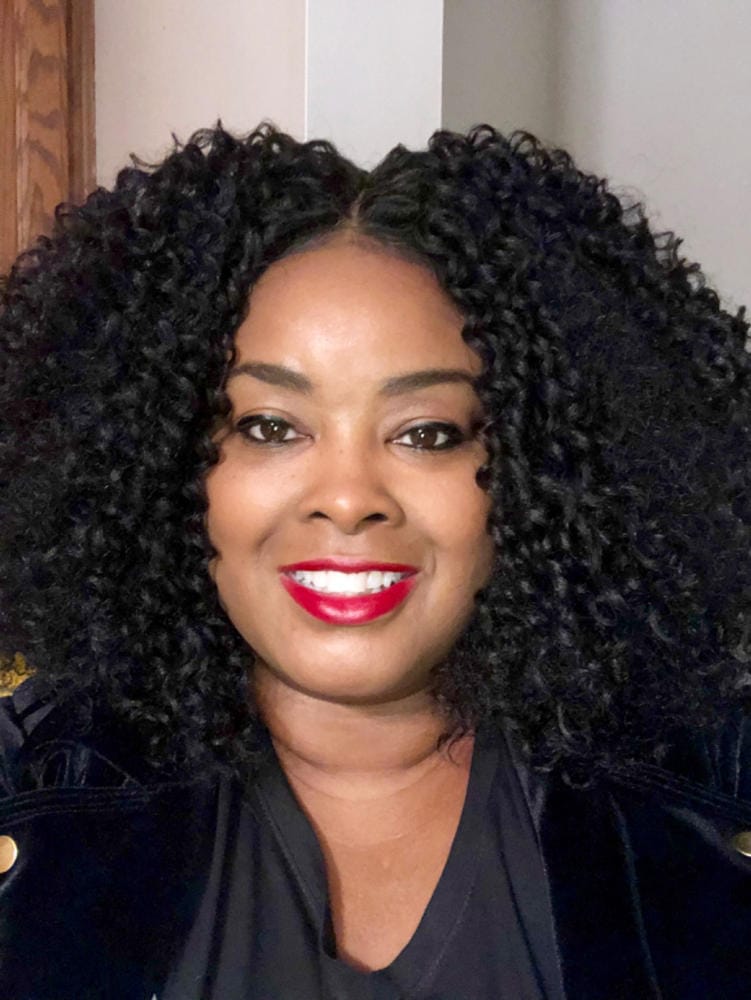 Customer photo review of Sensationnel Empress Curls Kinks & CO Textured Synthetic Lace Front Wig SHOW STOPPER