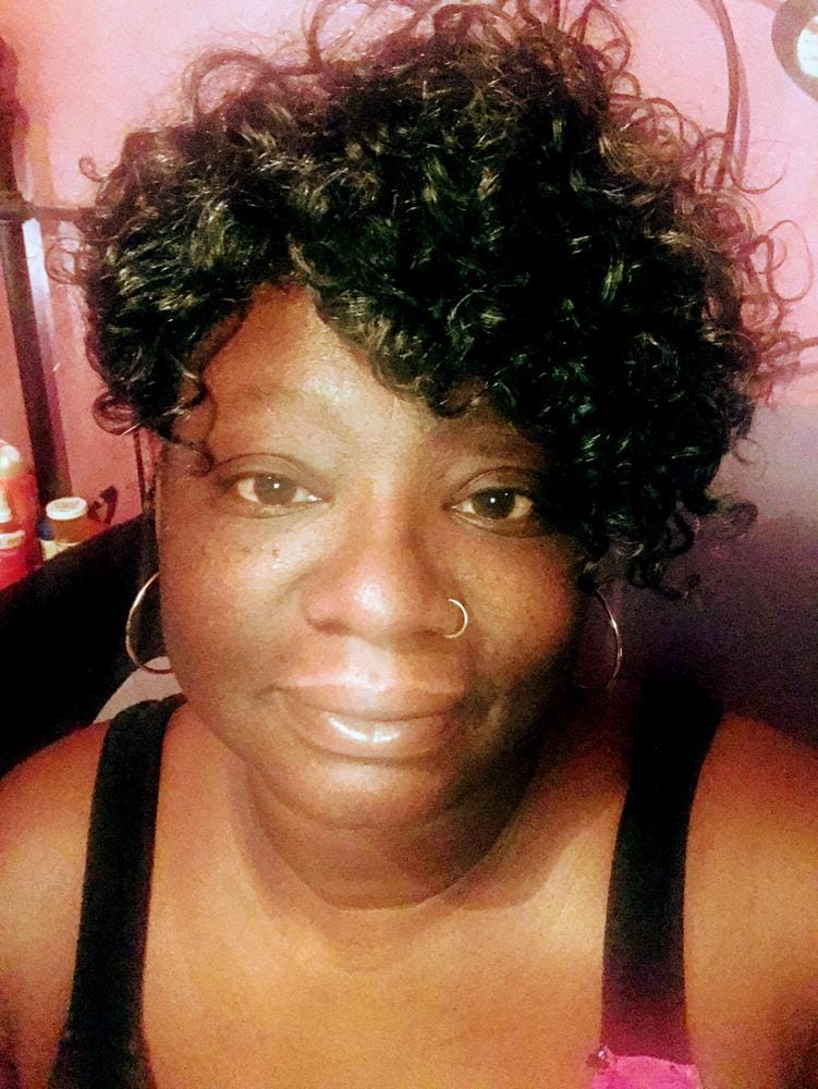 Customer photo review of Motown Tress Silver Gray Hair Human Hair Wig SH FIT