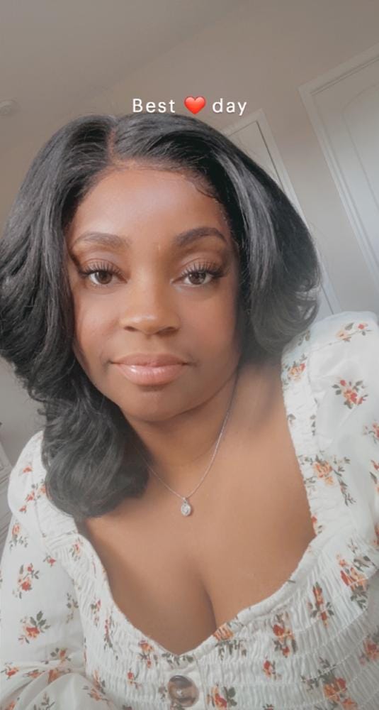 Customer photo review of Outre Synthetic Melted Hairline Deluxe Wide HD Lace Front Wig - ARLISSA