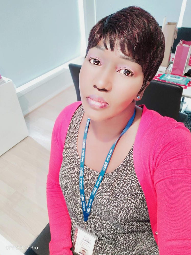Customer photo review of Sensationnel Synthetic Instant Fashion Wig RUBY