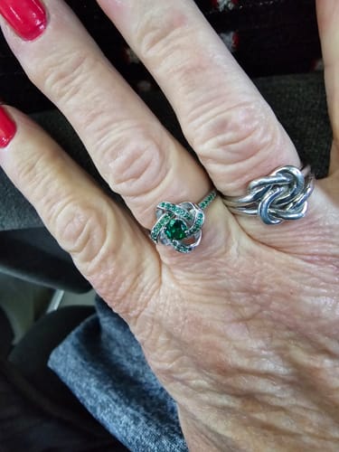 Customer photo review of [Limited Edition] Celtic Knot™ 18K Emerald Ring