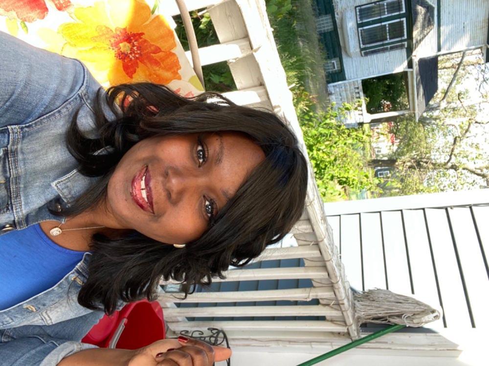 Customer photo review of Freetress Fullcap Band Wig BALI GIRL
