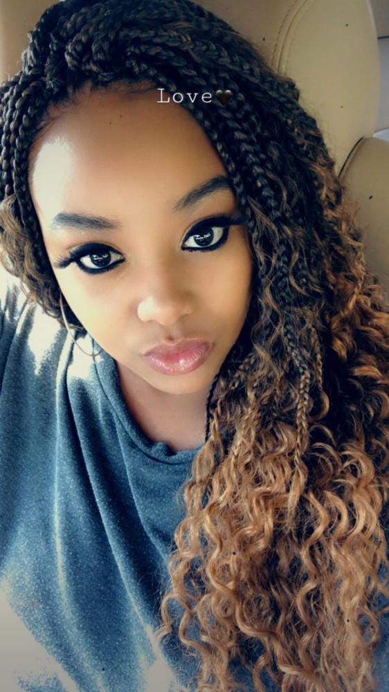 Customer photo review of Freetress Synthetic Crochet Braid - BOHO HIPPIE BRAID 22 Inch