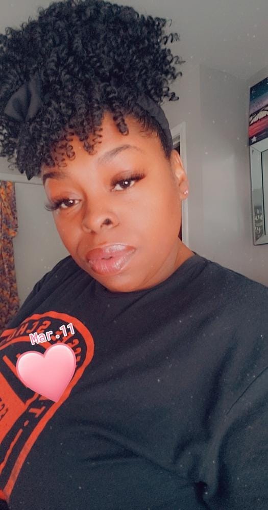 Customer photo review of Foxy Silver Wig PEGGY