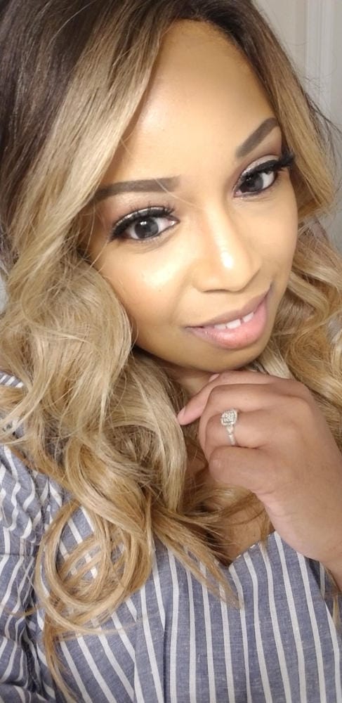 Customer photo review of Outre Synthetic I Part Swiss Lace Front Wig - STEVIE