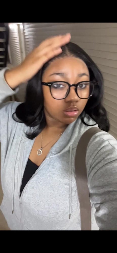 Customer photo review of Sensationnel Synthetic Cloud9 What Lace Wig - ZELENA