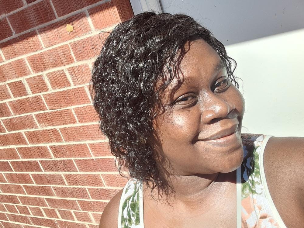 Customer photo review of Bobbi Boss 100% Human Hair Wig MH1228 WILMA