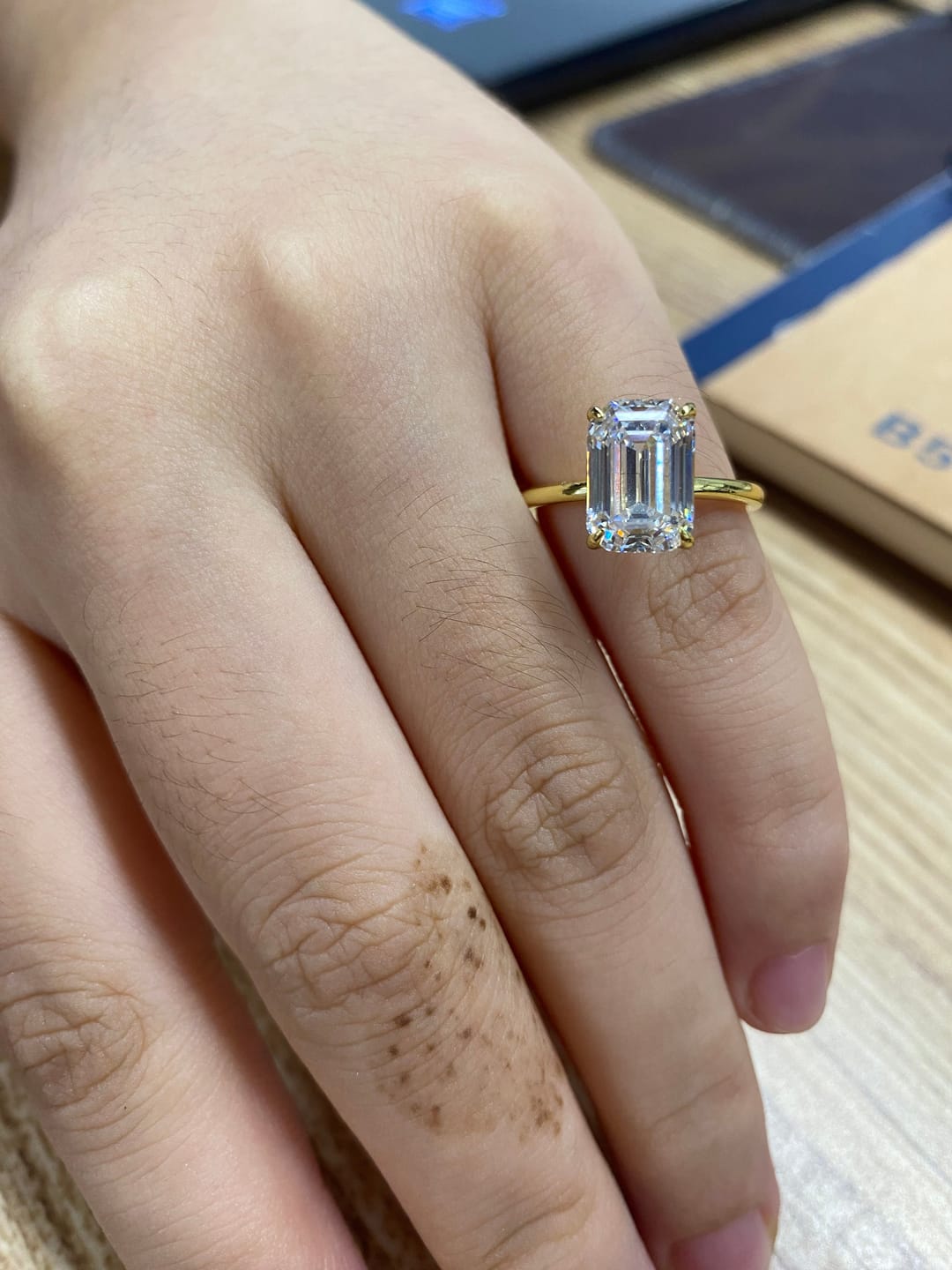 Customer photo review of S925 Classic 3.5Ct/5.0Ct Emerald Cut Solitaire Engagement Ring Stackable Ring For Everyday Wear