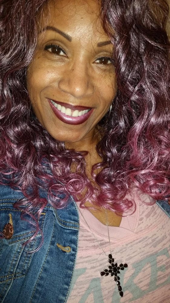 Customer photo review of Outre Soft & Natural Synthetic Lace Front Wig NEESHA 201