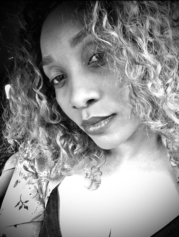 Customer photo review of Outre Quick Weave Half Wig PENNY