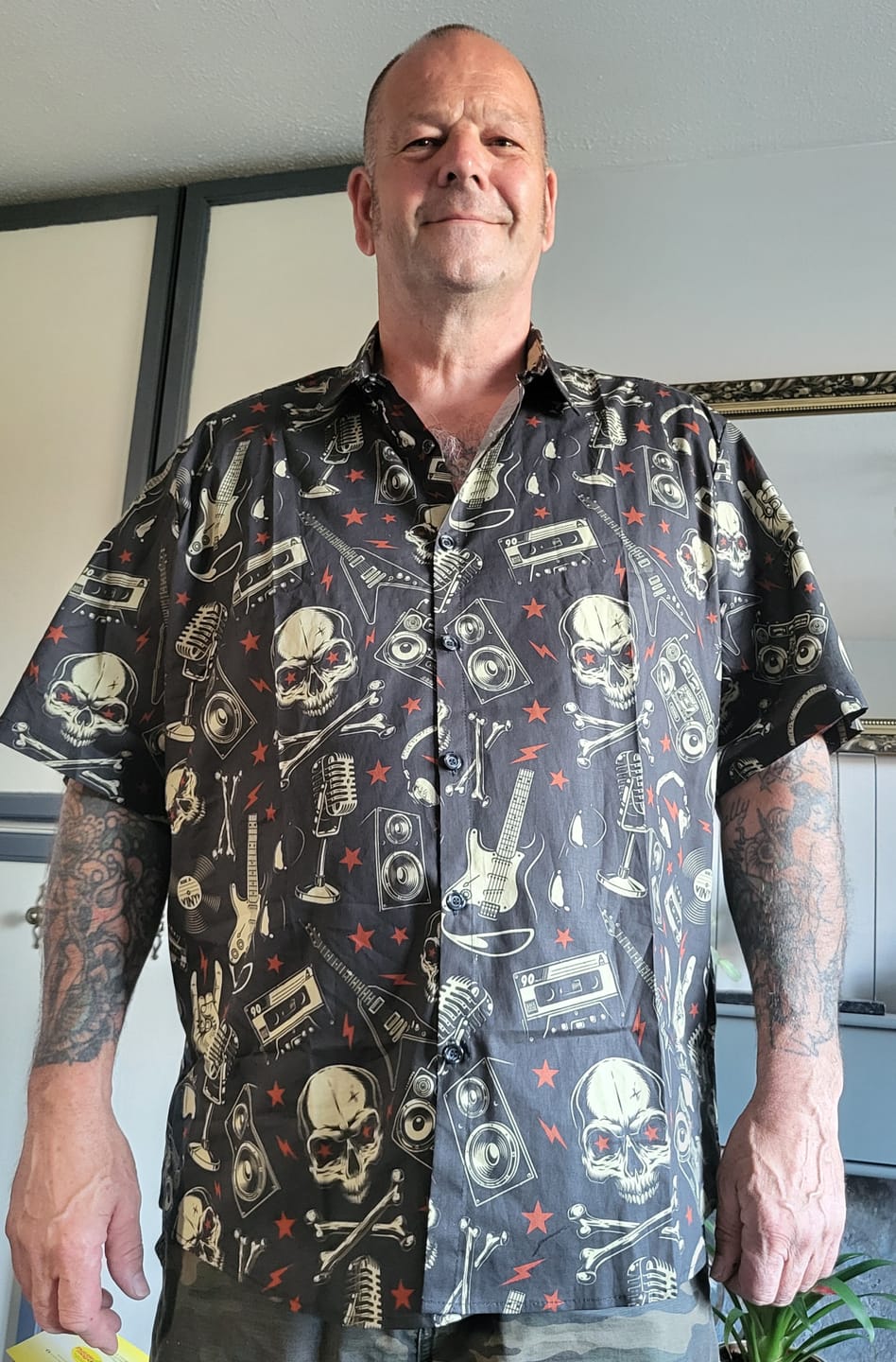Customer photo review of Men's Skull Music Punk Rock and Roll Cool Funny Hawaiian Shirt